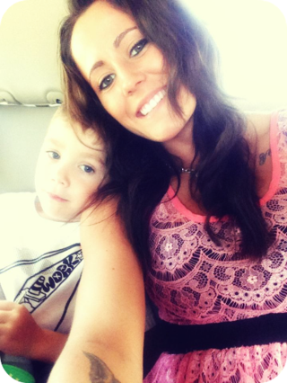 Jenellejace2_png_opt389x518o0,0s389x518